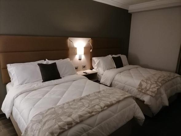 L'aurora Hotel